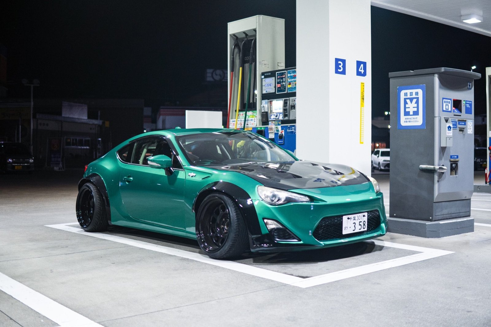Toyota 86 ZN6 (AT)